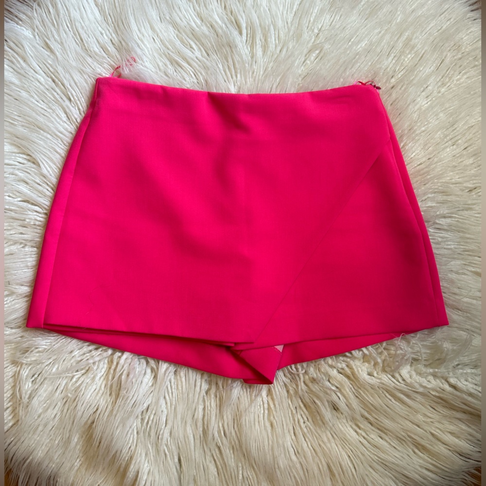 Zara hot pink skort size large